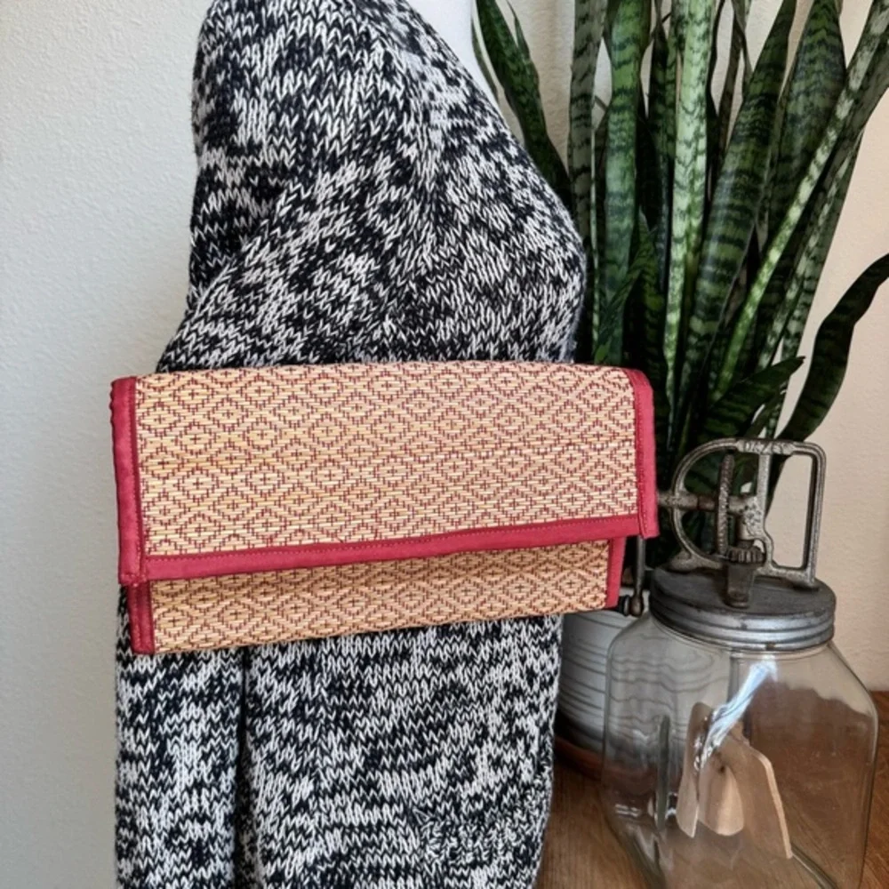 Vintage Woven Straw and Silk Clutch Purse – Boho‎ Summer Bag festival unique